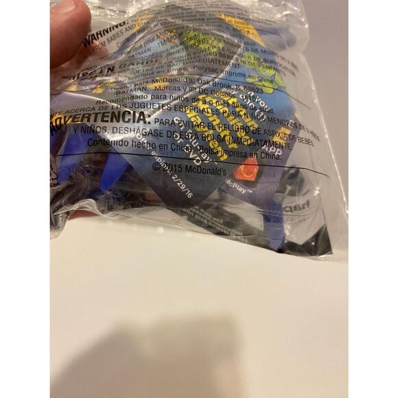 McDonald’s 2011 Batman Unlimited Batman Battle Kicker #5 Happy Meal Toy - Picture 5 of 5